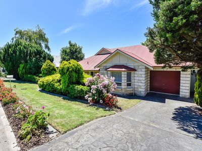 2 / 2B Lake Terrace West, Mount Gambier