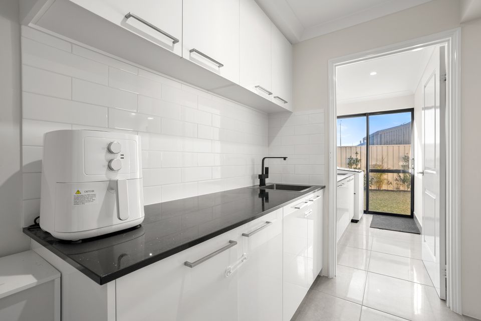 3 MIKADO RISE, Madora Bay