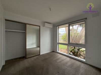 10 Nuragi Court, Werribee