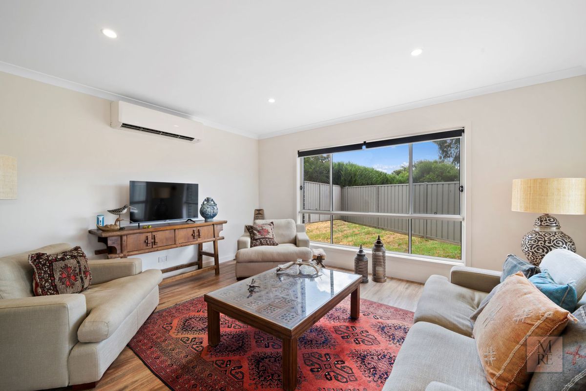 2 / 7 Avoca Court, Mansfield