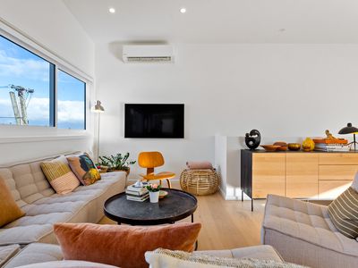 37A Parr Terrace, Castor Bay