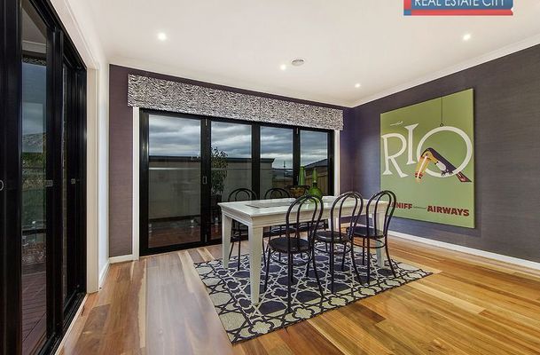 2 Firenze Road, Greenvale
