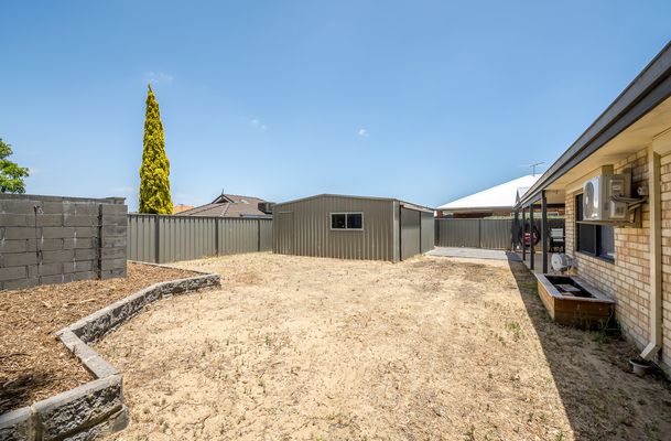 1 Kookynie Loop , Baldivis