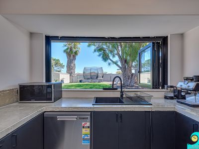 5 Newquay Close, Yanchep