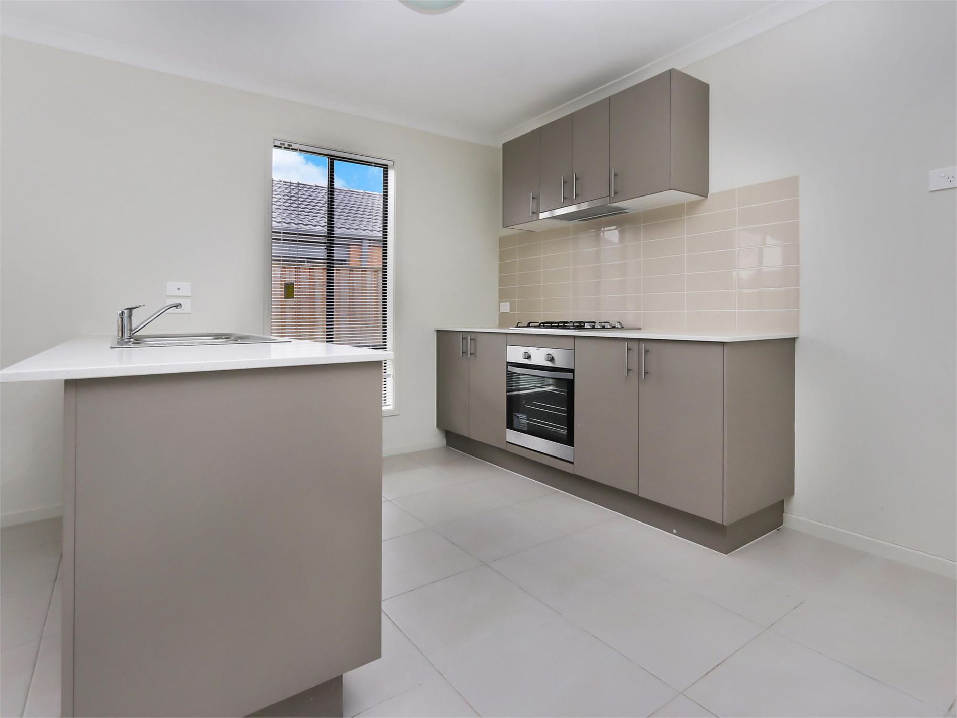 38 Smile Crescent, Wyndham Vale