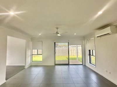 17 Langland Circuit, Walloon