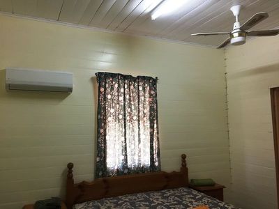 17 Saint Mary Street  Isisford, Longreach