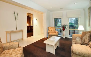 32 O'Neil Road, Beaconsfield