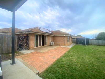 25 Wattle Crescent, Raceview