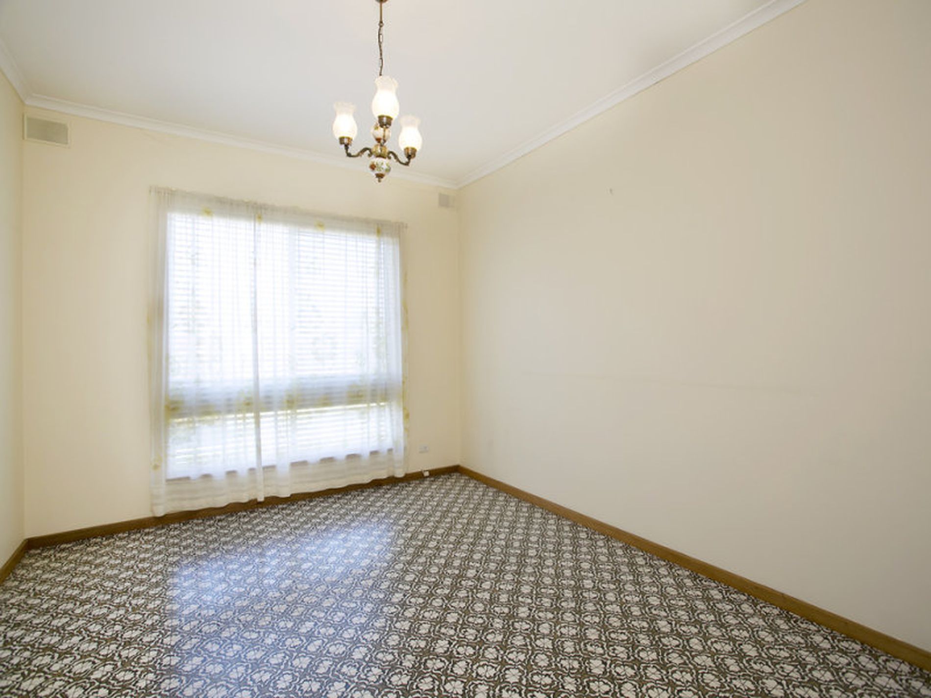 228 Trimmer Parade, Grange