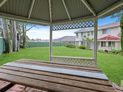 41 Avondale Drive, Kanwal