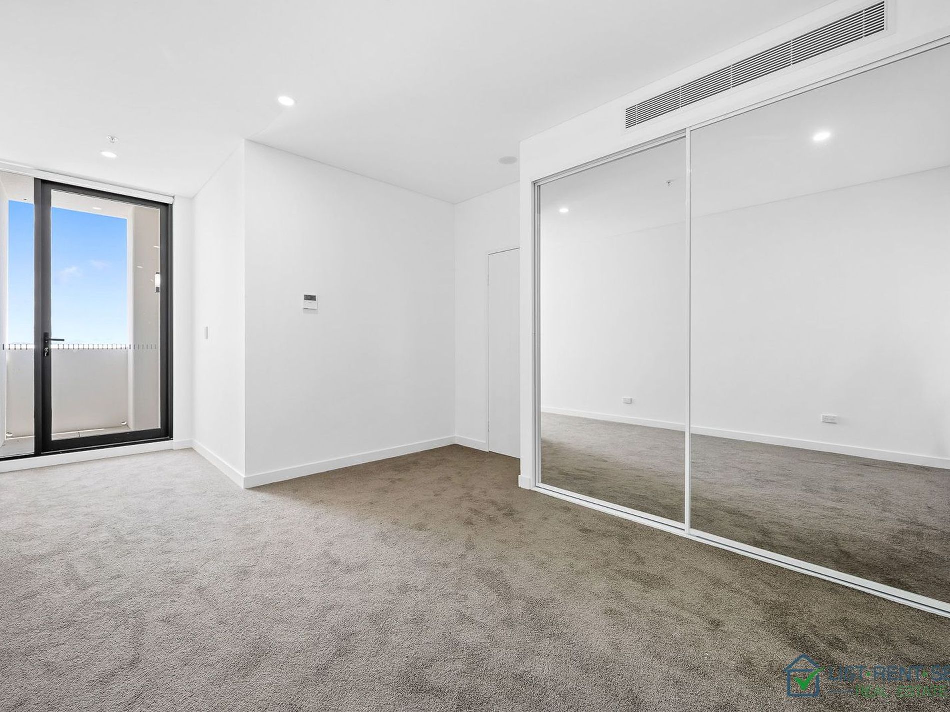 702 / 47 Villawood Place, Villawood