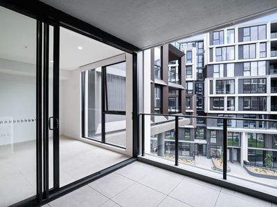 327 / 21 Dawes Avenue, Castle Hill