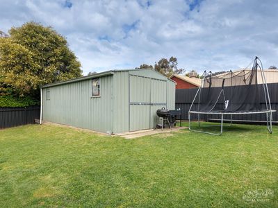 2 FISHER COURT, Wodonga