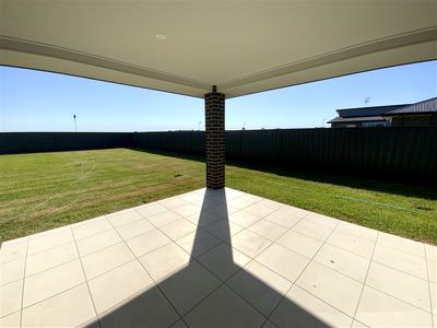 46 Federation Boulevard, Forbes