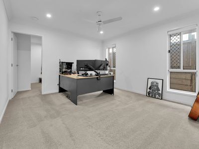 7 Sweetman Place, Hillcrest