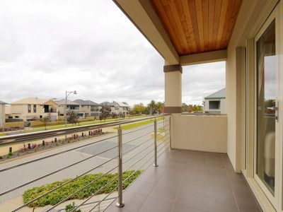 9 Cambridge Prom, Canning Vale