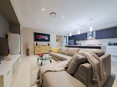 3 Lydia Pl, Wakerley