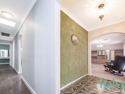 27 Methuen Way, Duncraig