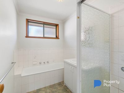 1 / 1 Jackman Court, Golden Square