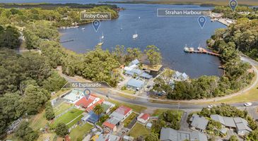 65 Esplanade, Strahan