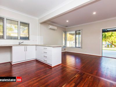 39 Jennings Way, Lockridge