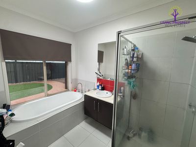 43 Ponsford Drive, Point Cook