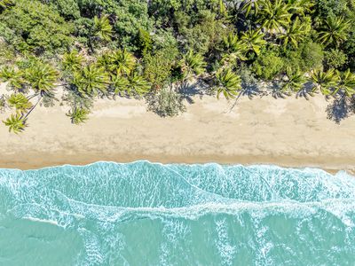2210 / 40-42 Clifton Road, Clifton Beach