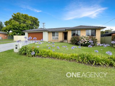 10 Peak Ave, North Nowra