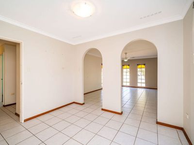 52 David Crescent, Hillarys