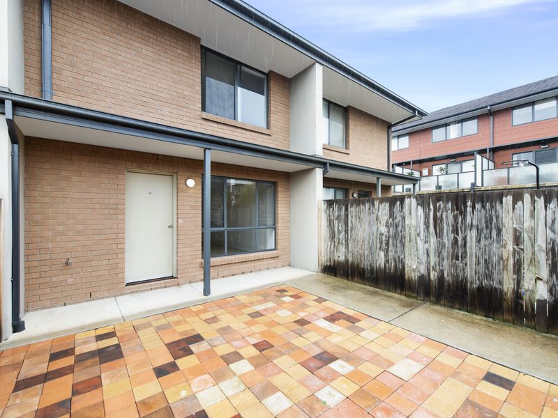 20 / 141 MAPLETON AVENUE, Harrison