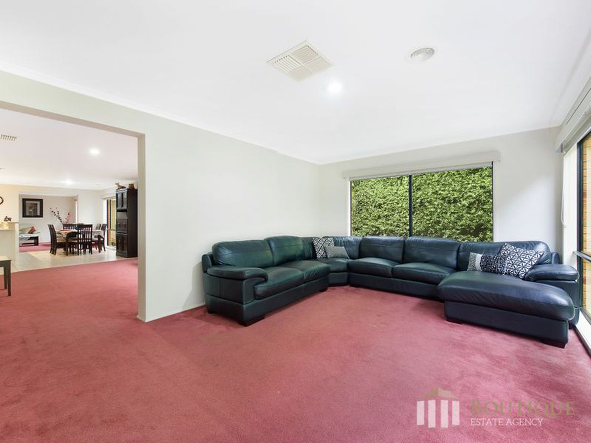 8 Mowbray Court, Berwick