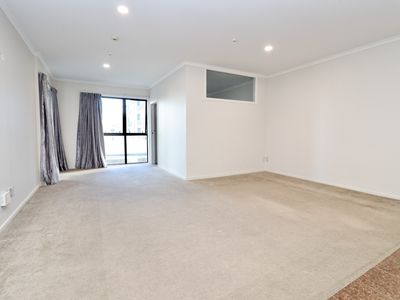 15 / 132A Stancombe Road, Flat Bush