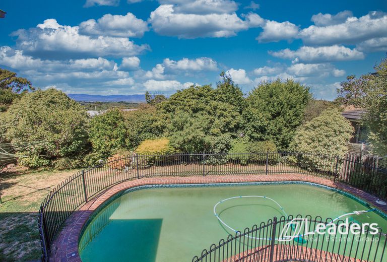 10 BRAZILIA DRIVE, Glen Waverley