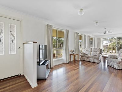 90 Lake Conjola Entrance Road, Lake Conjola