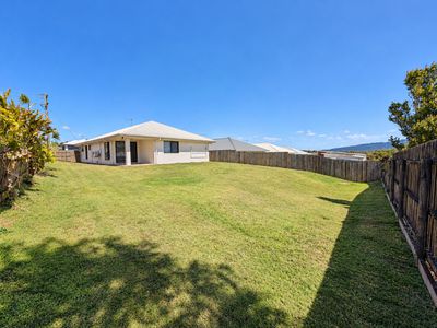 21 Turner Avenue, Atherton
