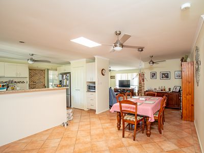 9 Macbel Court, Torquay