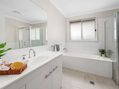 143 Greystones Drive, Chisholm