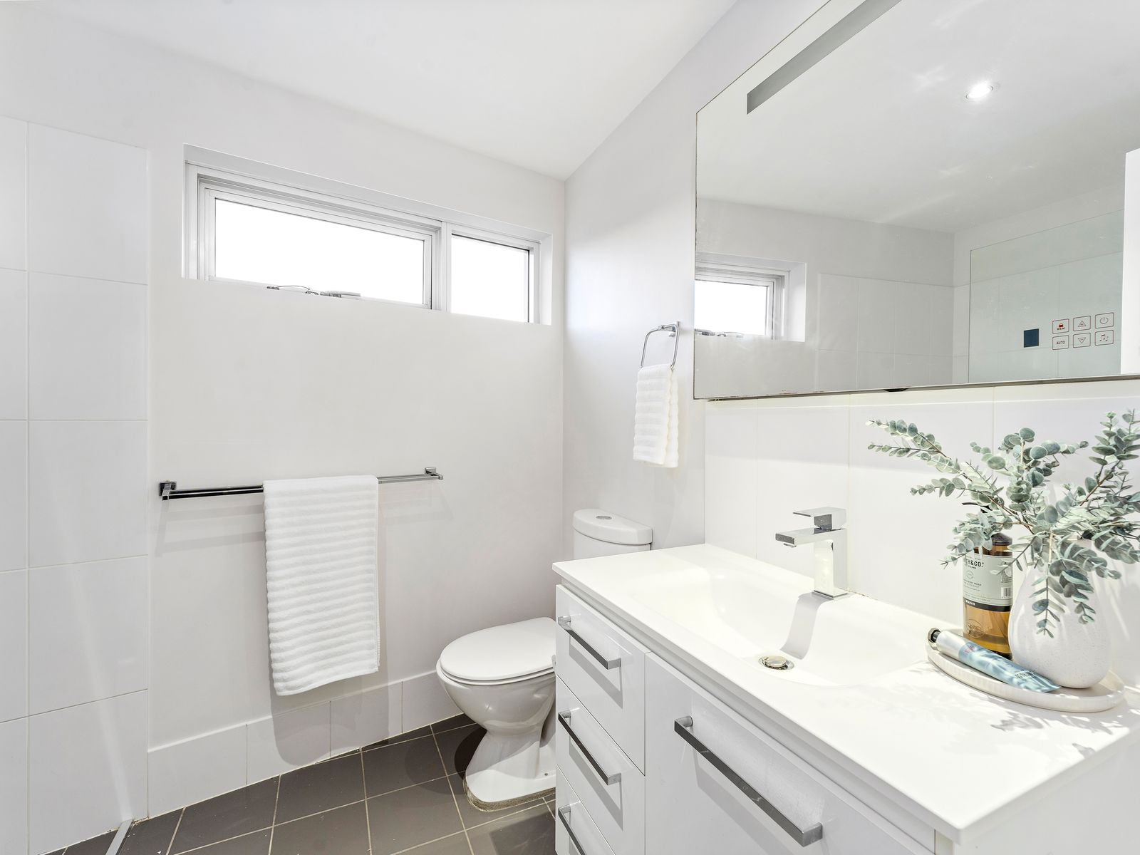 10 / 118 Princes Highway, Fairy Meadow