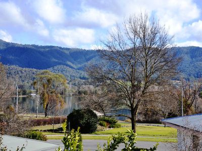 1 Roper Street , Mount Beauty