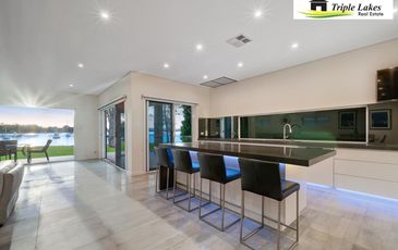 12 Gordon Avenue, Summerland Point