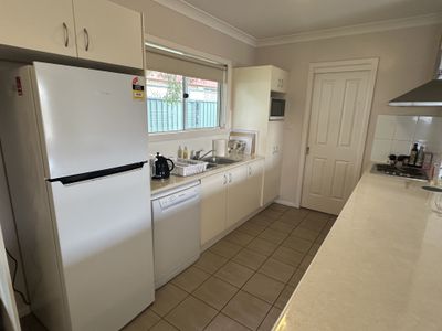 1 / 2A Wilga Street, Parkes