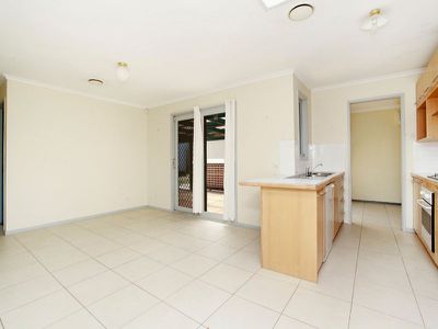 1 Lesley Drive, Hampton Park