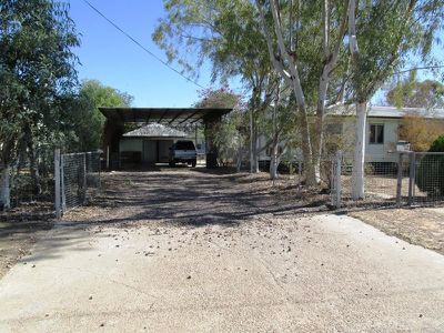 32-34 Miner Road, Longreach