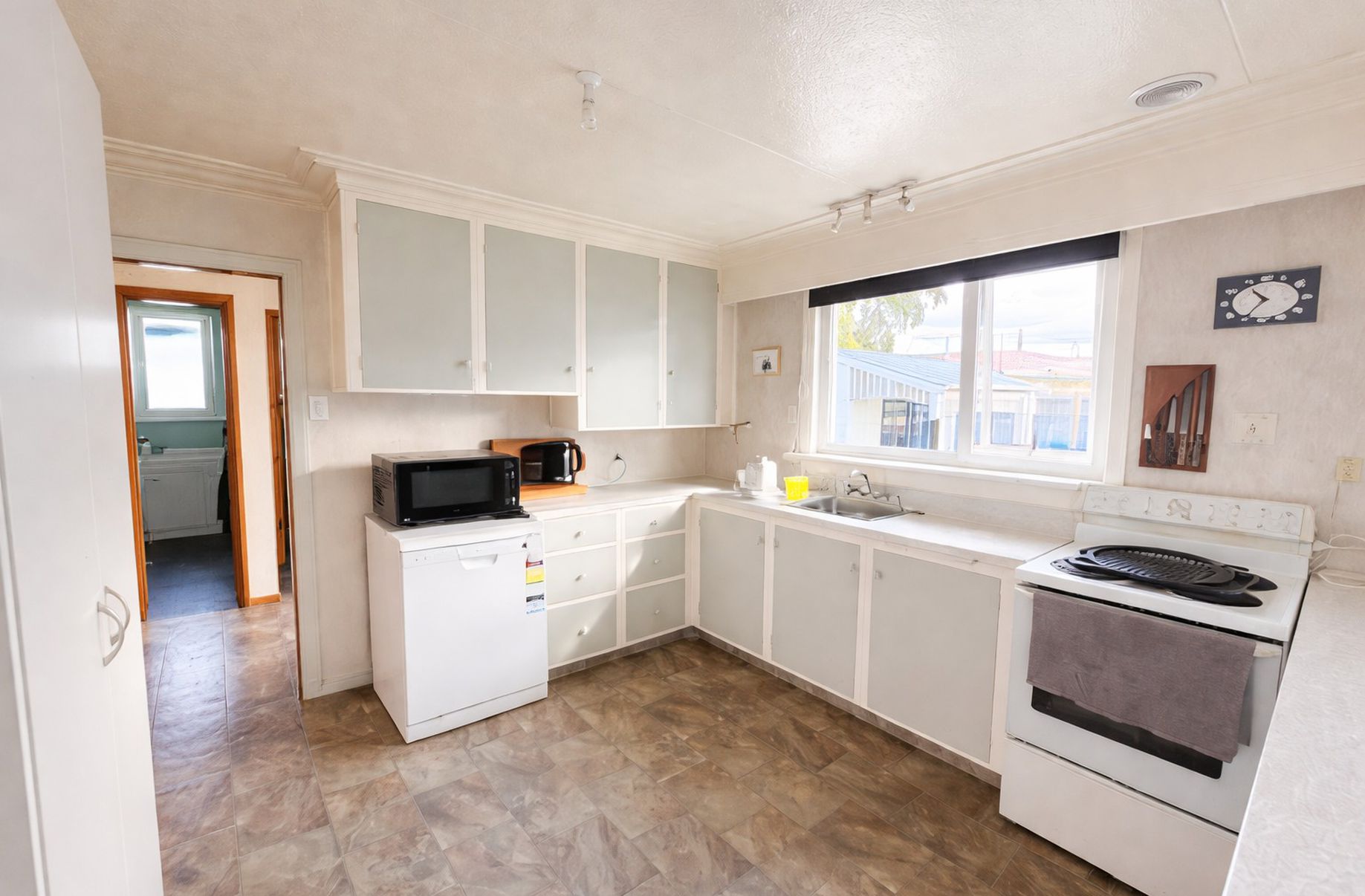 12 Tyne Street, Mosgiel