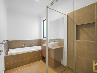 5 Lahore Close, Mount Cottrell