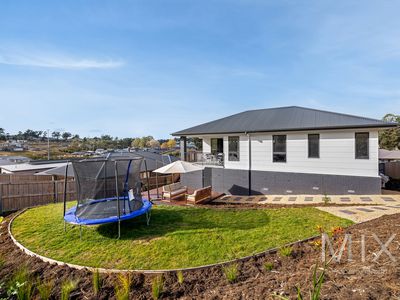 12 Apolline Drive, Kingston