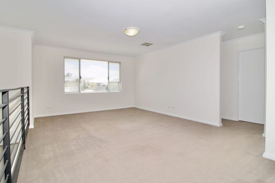 1 / 1 Ballys Turn , Baldivis