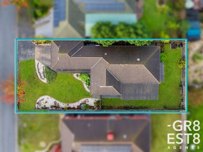 13 Bookham Way, Cranbourne West
