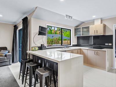 13 Samuels Lane, Albany